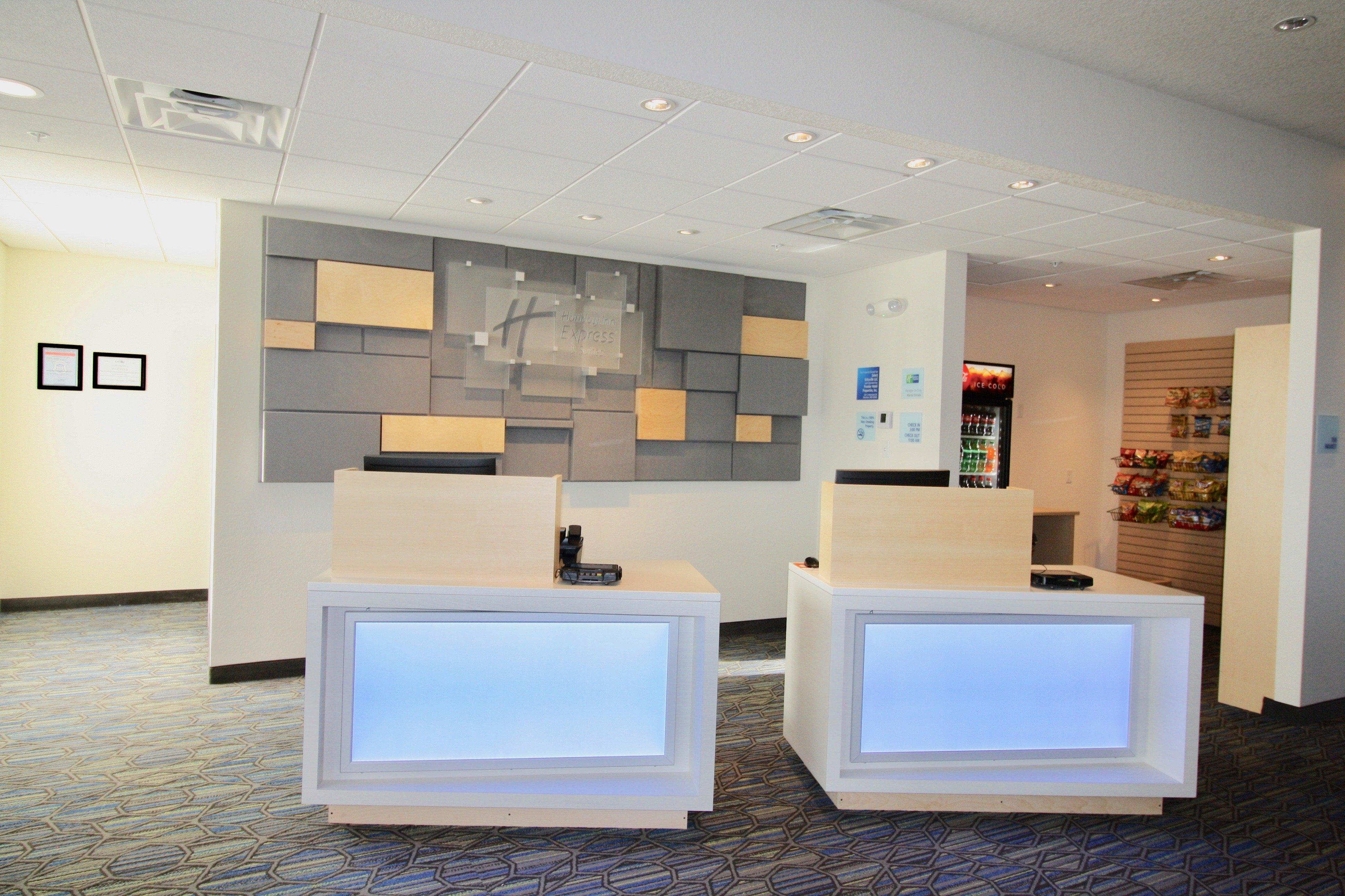 Holiday Inn Express & Suites - Kirksville - University Area By Ihg Dış mekan fotoğraf