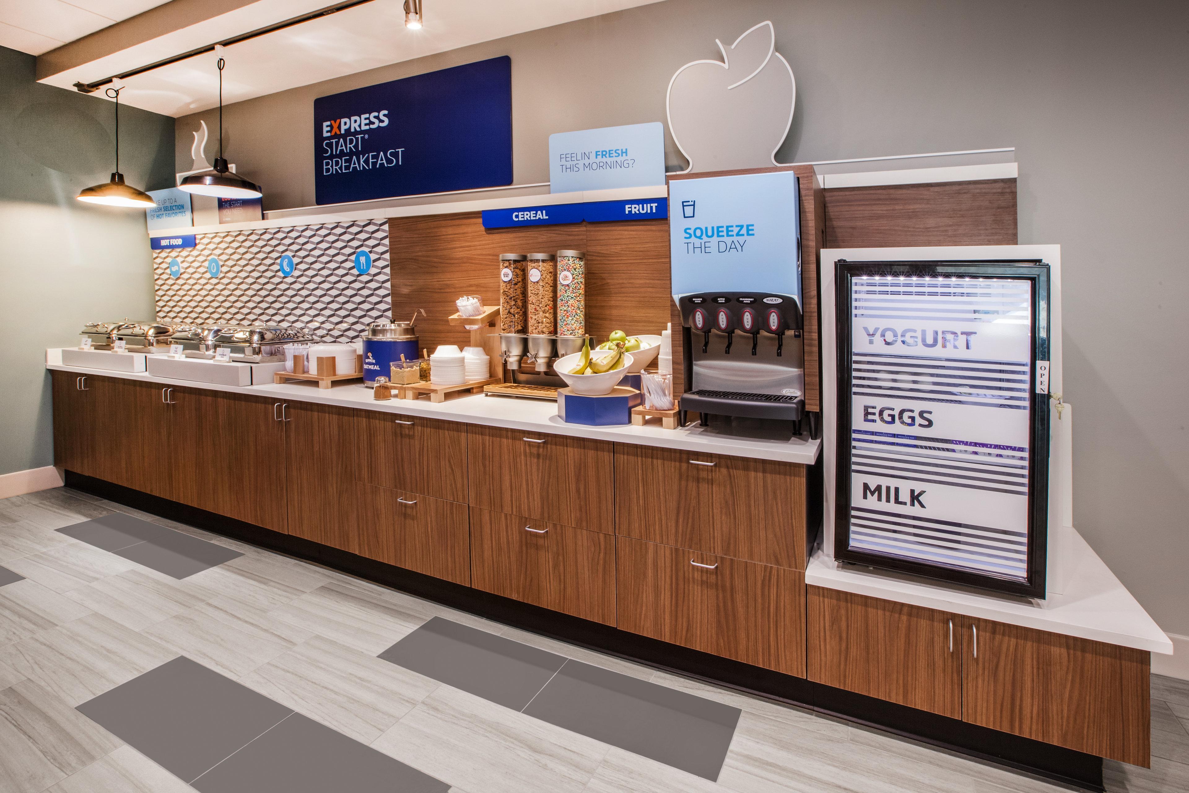 Holiday Inn Express & Suites - Kirksville - University Area By Ihg Dış mekan fotoğraf